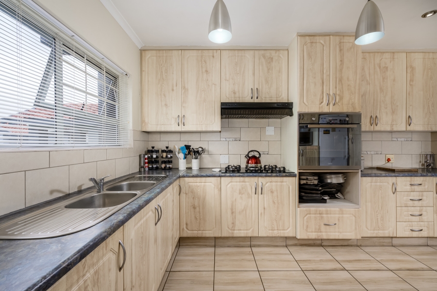 3 Bedroom Property for Sale in Sherwood Eastern Cape